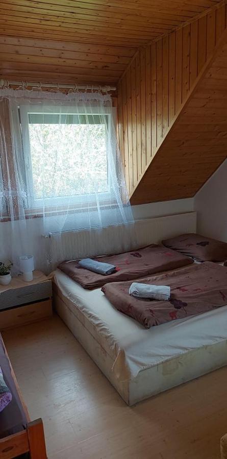 Tóra nyíló vendégház Bytom Extérieur photo